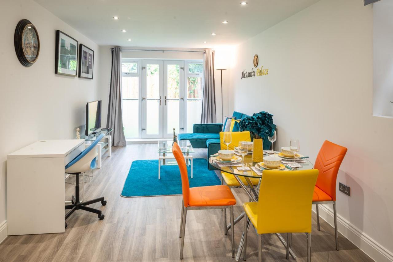 The 'Pinky' - Beautiful 1 Bed Apartment In Hatfield - Free Parking - Near Uni & Business Park - Big Savings On Long Stays 外观 照片