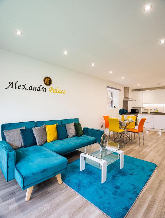 The 'Pinky' - Beautiful 1 Bed Apartment In Hatfield - Free Parking - Near Uni & Business Park - Big Savings On Long Stays 外观 照片
