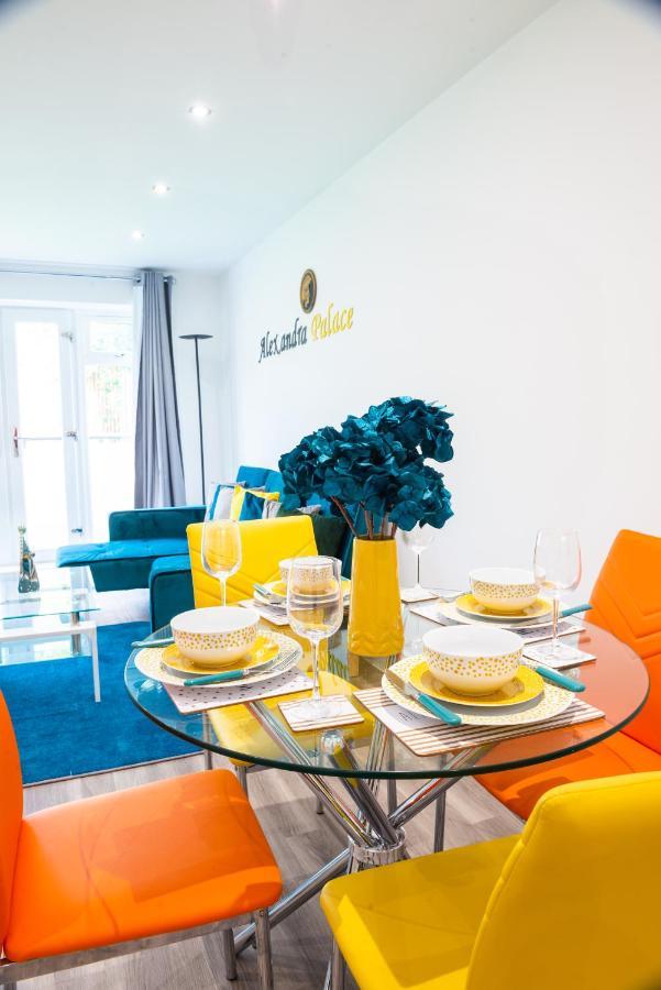 The 'Pinky' - Beautiful 1 Bed Apartment In Hatfield - Free Parking - Near Uni & Business Park - Big Savings On Long Stays 外观 照片
