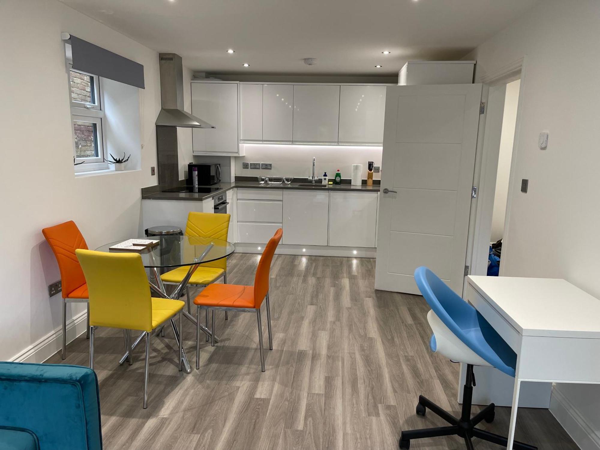 The 'Pinky' - Beautiful 1 Bed Apartment In Hatfield - Free Parking - Near Uni & Business Park - Big Savings On Long Stays 外观 照片